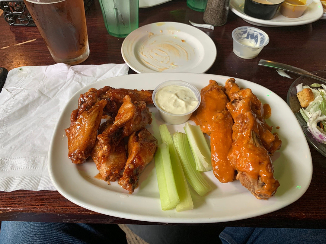 Geneva餐馆和美食-Eddie O'Briens Grille & Bar