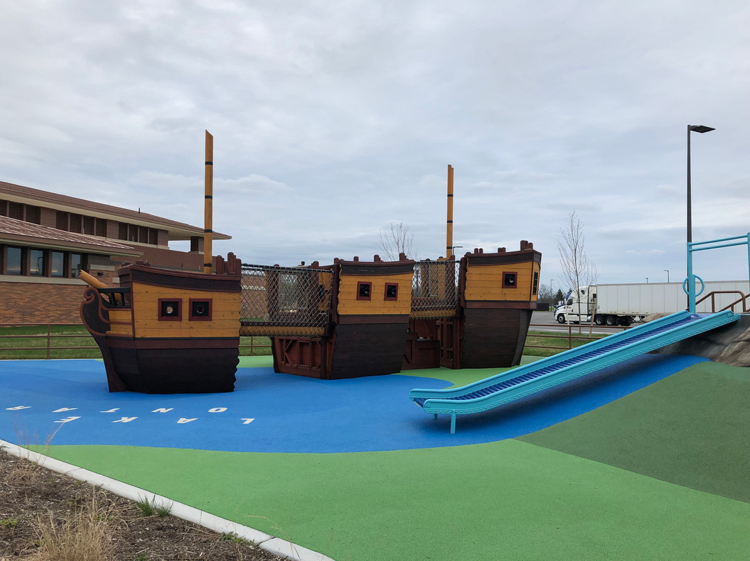 Western New York Welcome Center-格兰特岛必去景点