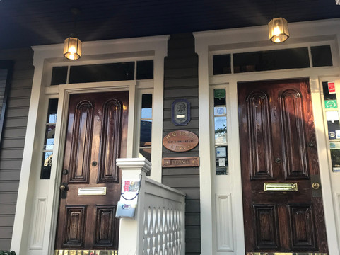 旗帜之家旅馆主图