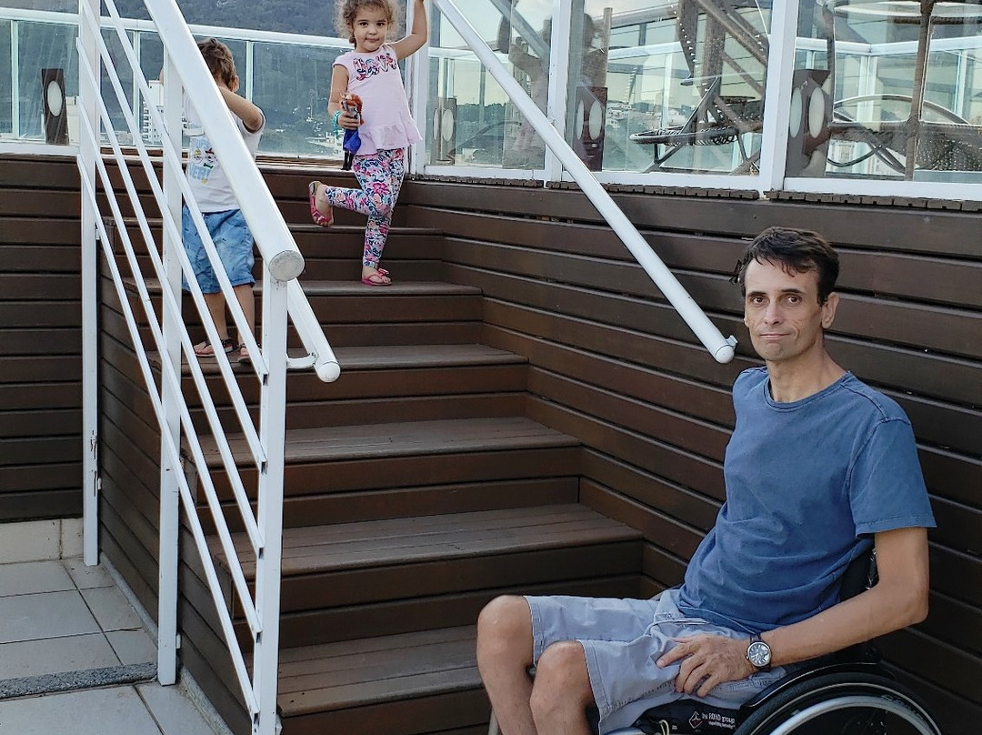 Victory Suites Hotel主图