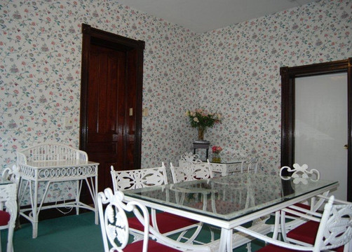 艾格山庄园旅馆主图