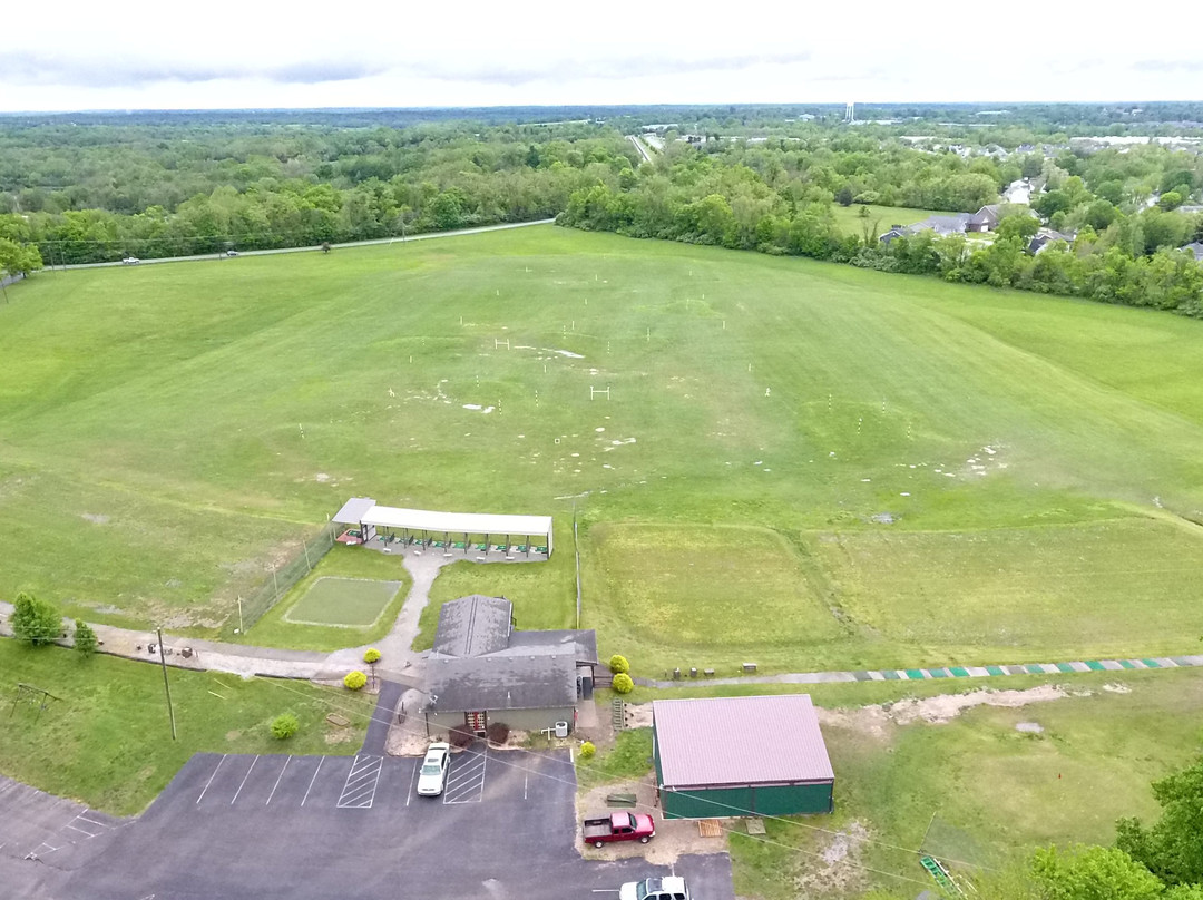 Golden Tee Driving Range-Crestwood必去景点
