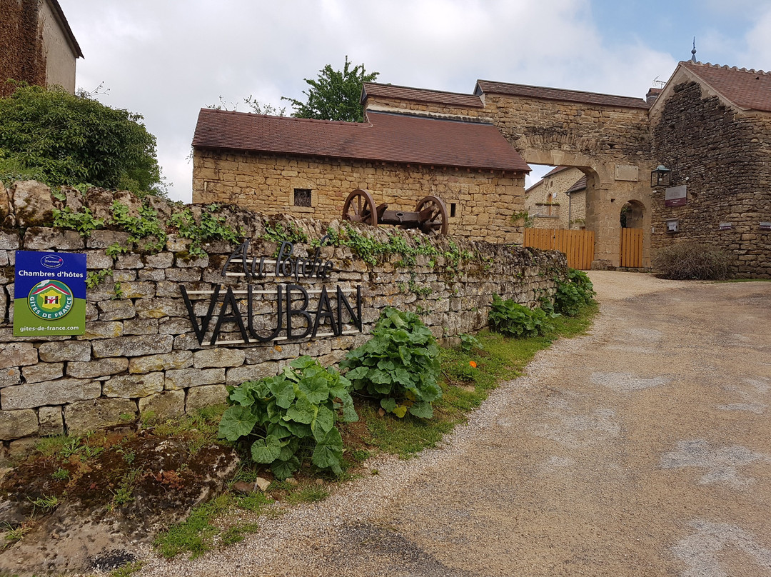 Au Porche Vauban主图