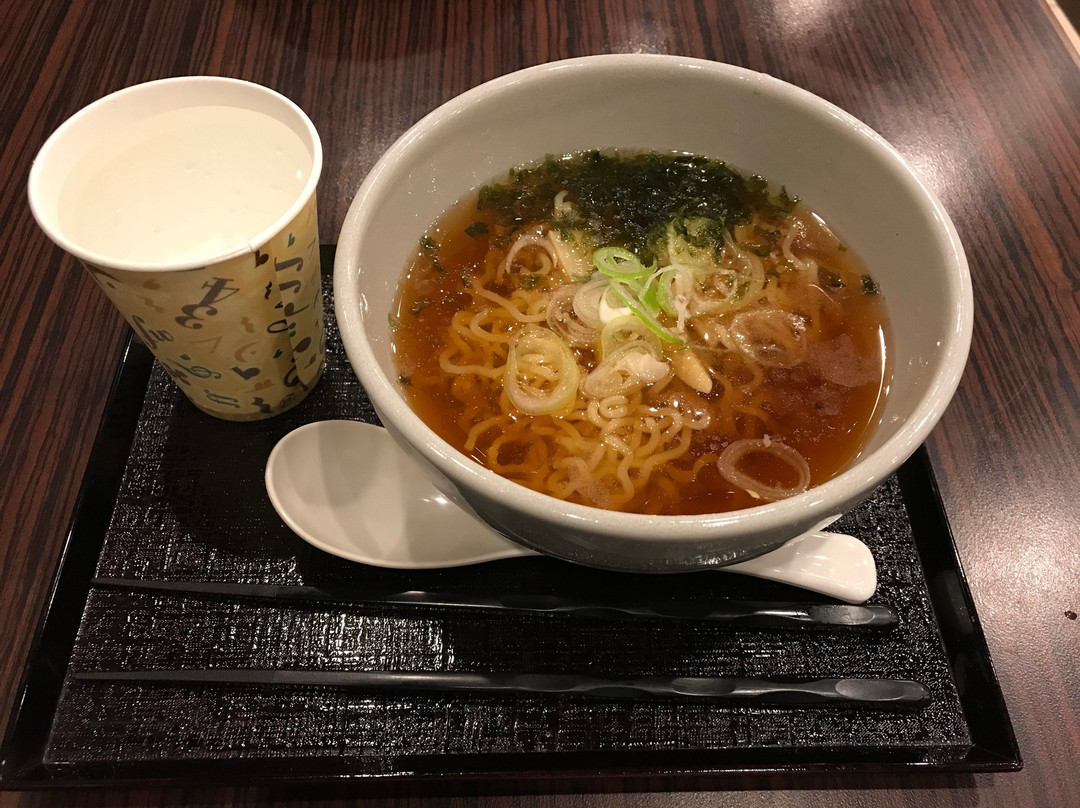 秋田多米酒店主图