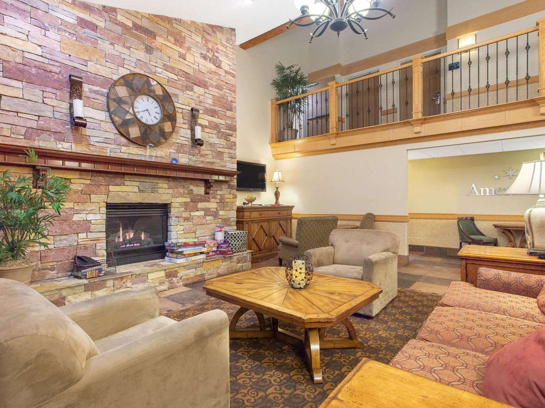 AmericInn by Wyndham Sheboygan主图