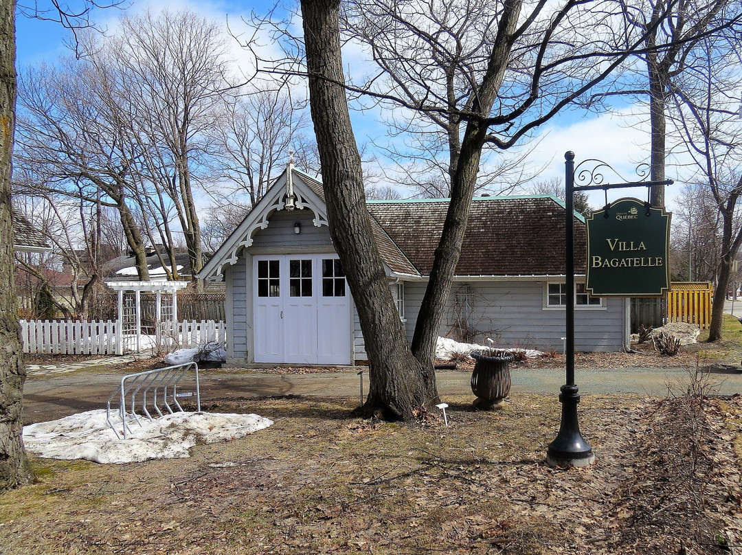 bagatelle是什么意思？法语bagatelle的中文翻译