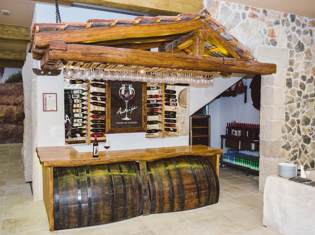 Andrija Wine Cellars景点图片