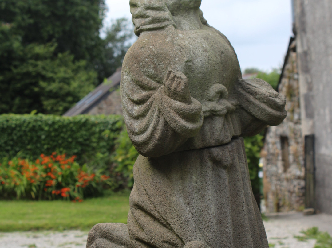 Eglise Notre-Dame-Pencran必去景点