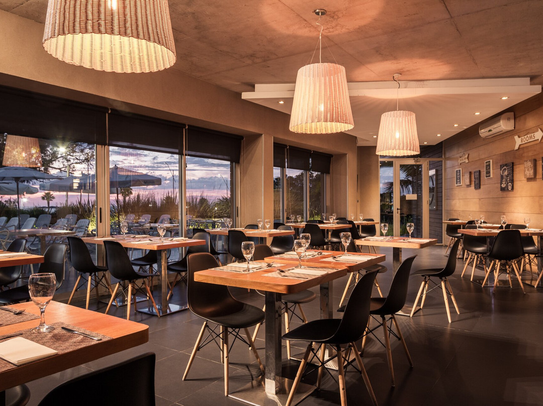 Riachuelo餐馆和美食-Morena Resto-Bar