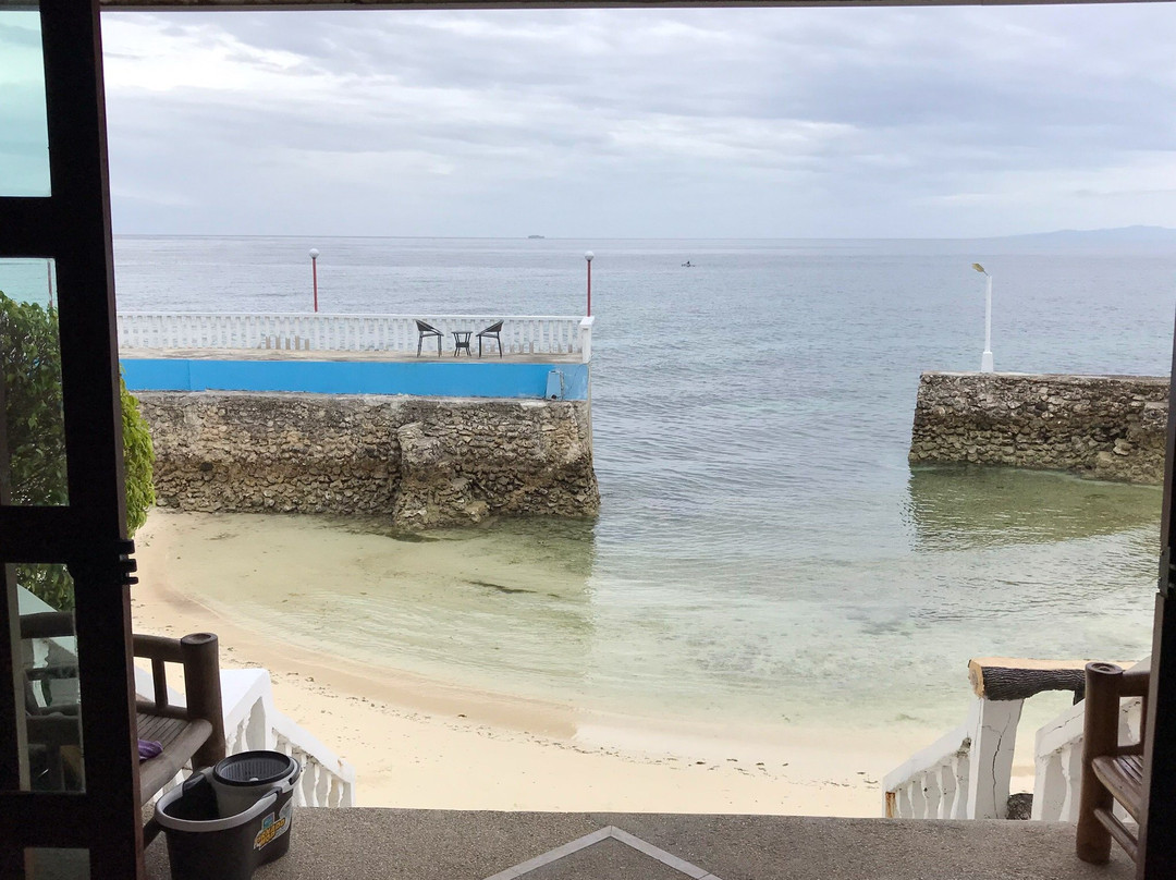 灯塔度假村主图