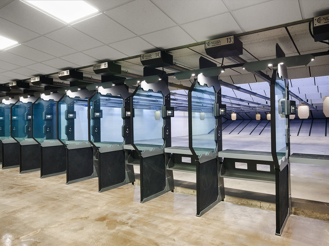 Eagle Sports Range-Oak Forest必去景点