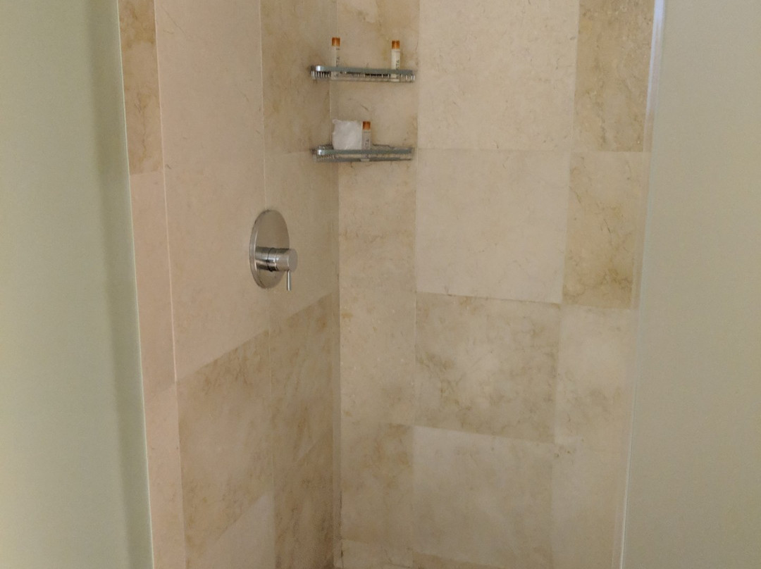 市中心阿里斯塔酒店主图