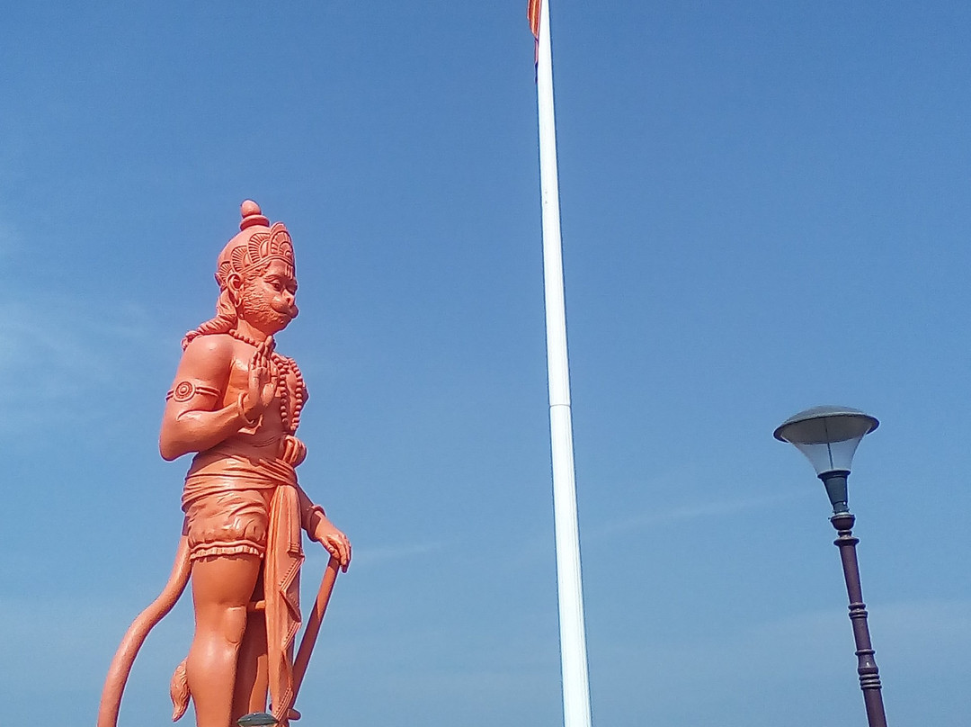 101 Ft. Hanuman Idol景点图片