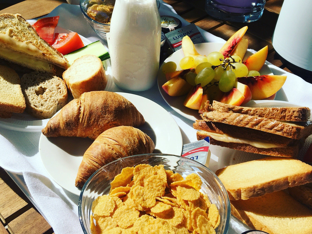 Peskesi Ikaria主图