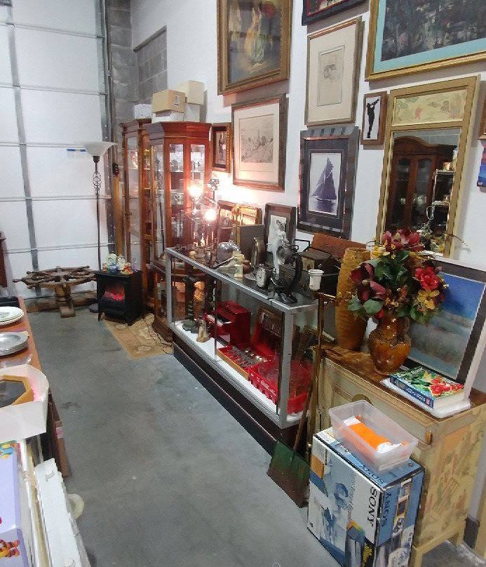 Yard Sale Depot-Bohemia必去景点