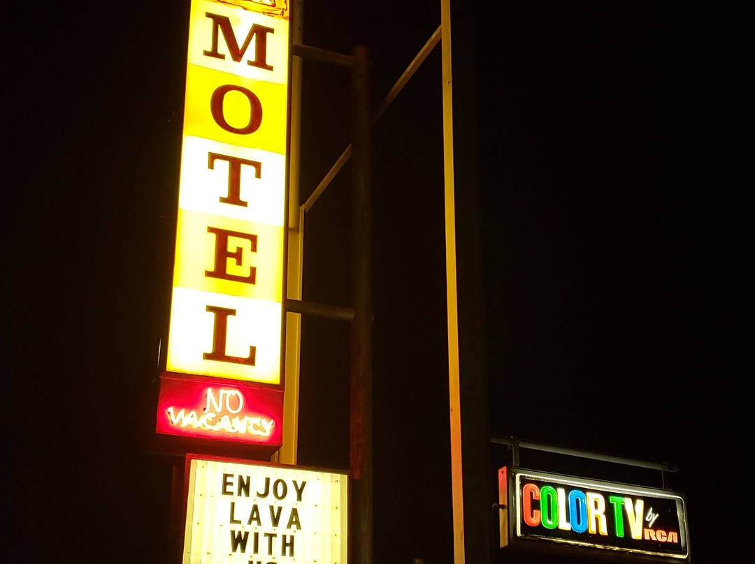 Lava Spa Motel & RV Park主图