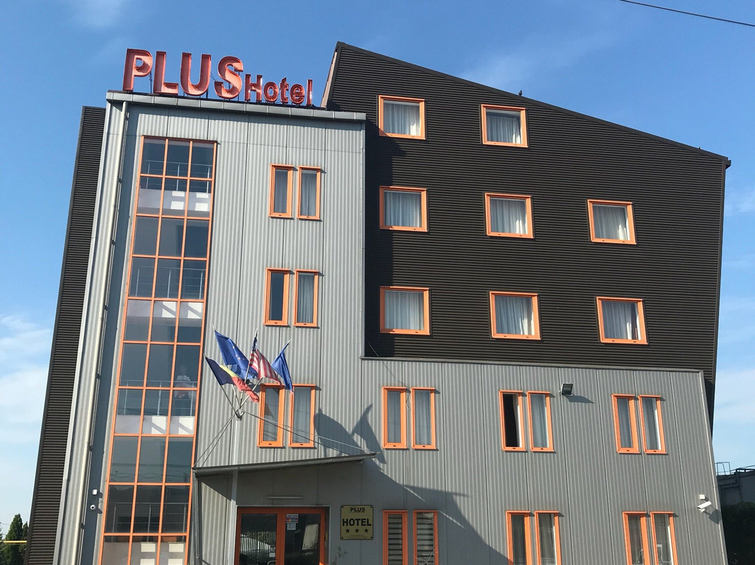 Plus Hotel主图