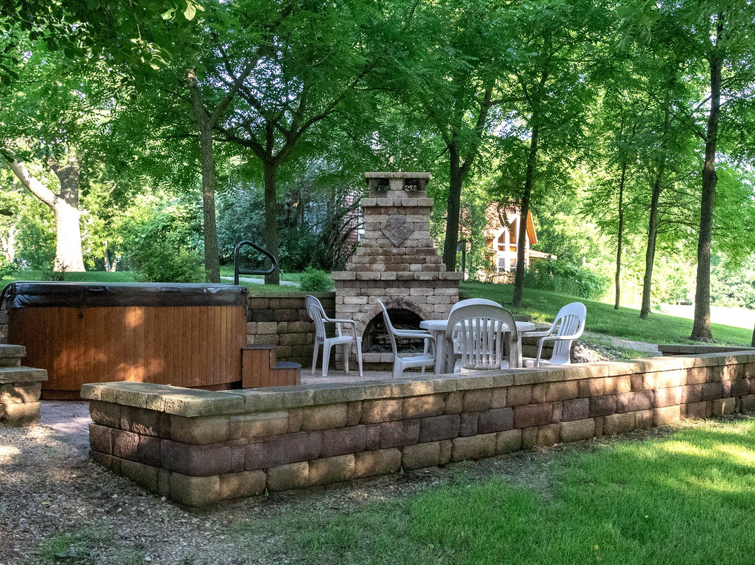 Red Cedar Lodge主图