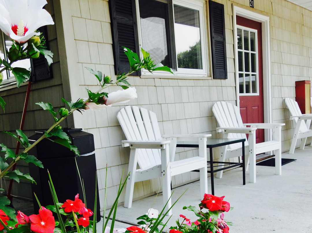 詹姆士港乡村酒店主图