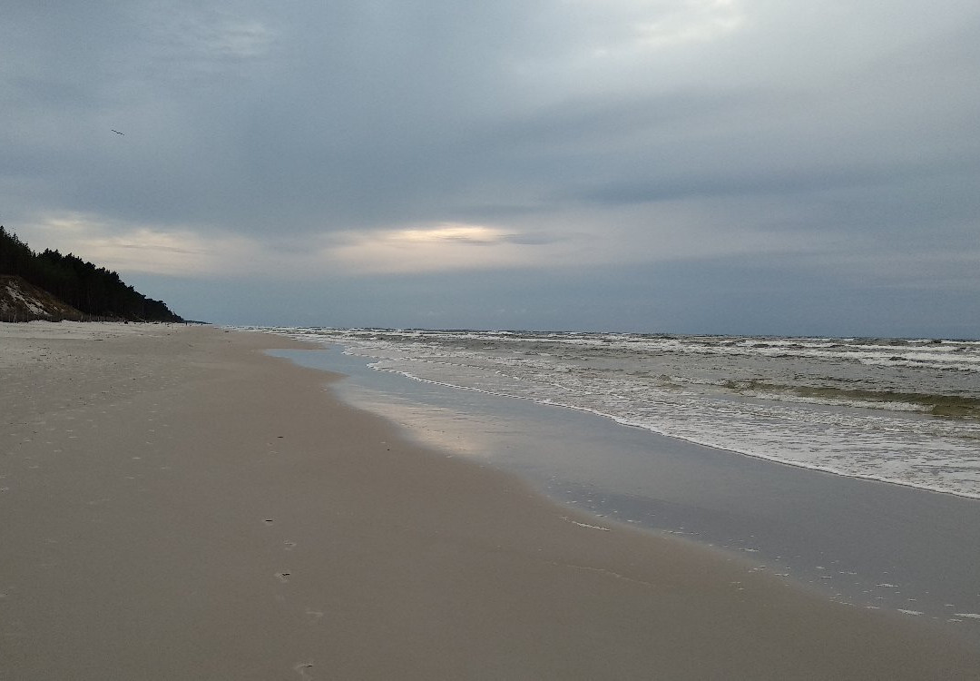 Debki Beach景点图片