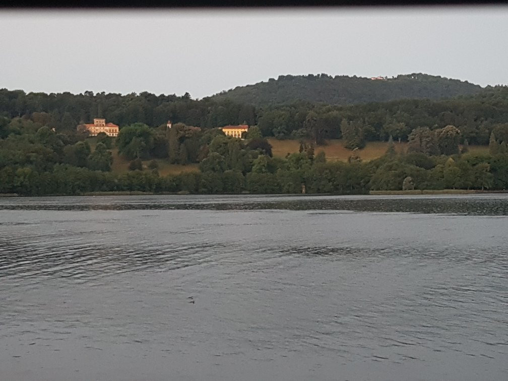 Notte Sul Lago主图