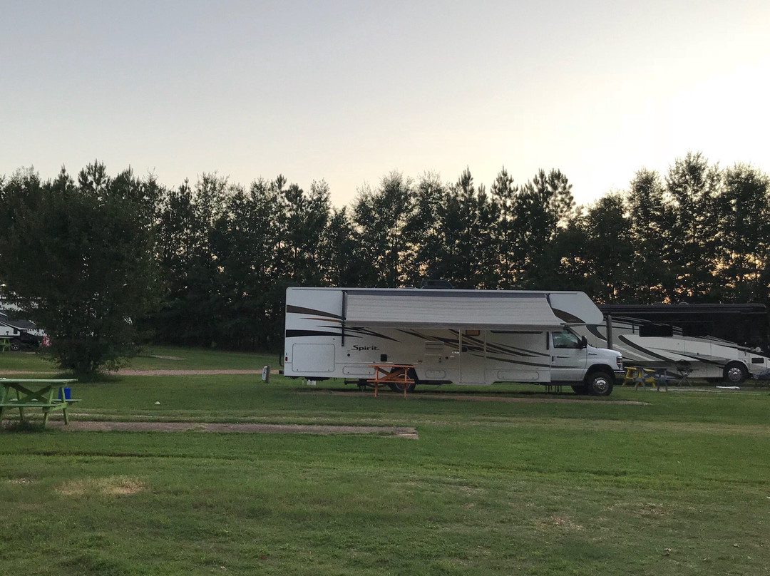 Frog Hollow Campground and RV Park