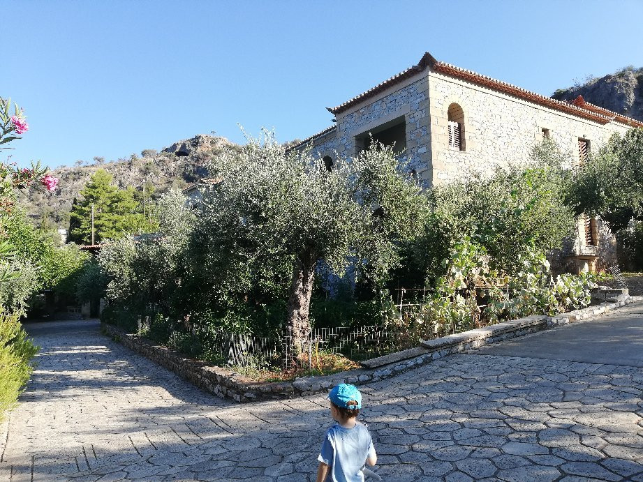 Kalamitsi Hotel主图