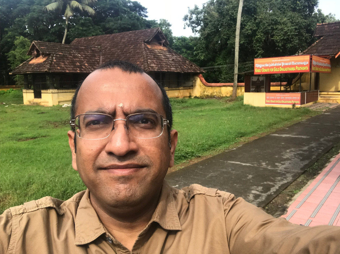 Kaduthuruthy Shiva Temple-柯钦必去景点