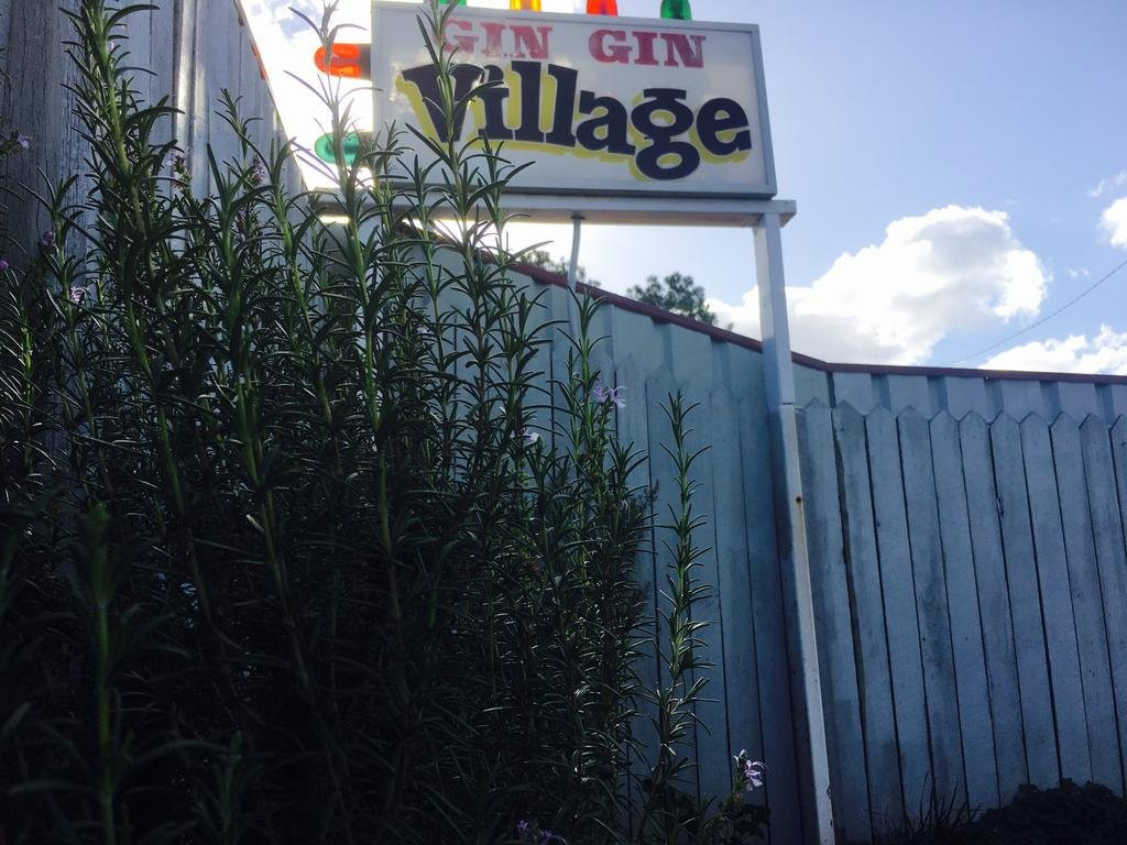 Gin Gin Village Motor Inn Motel主图