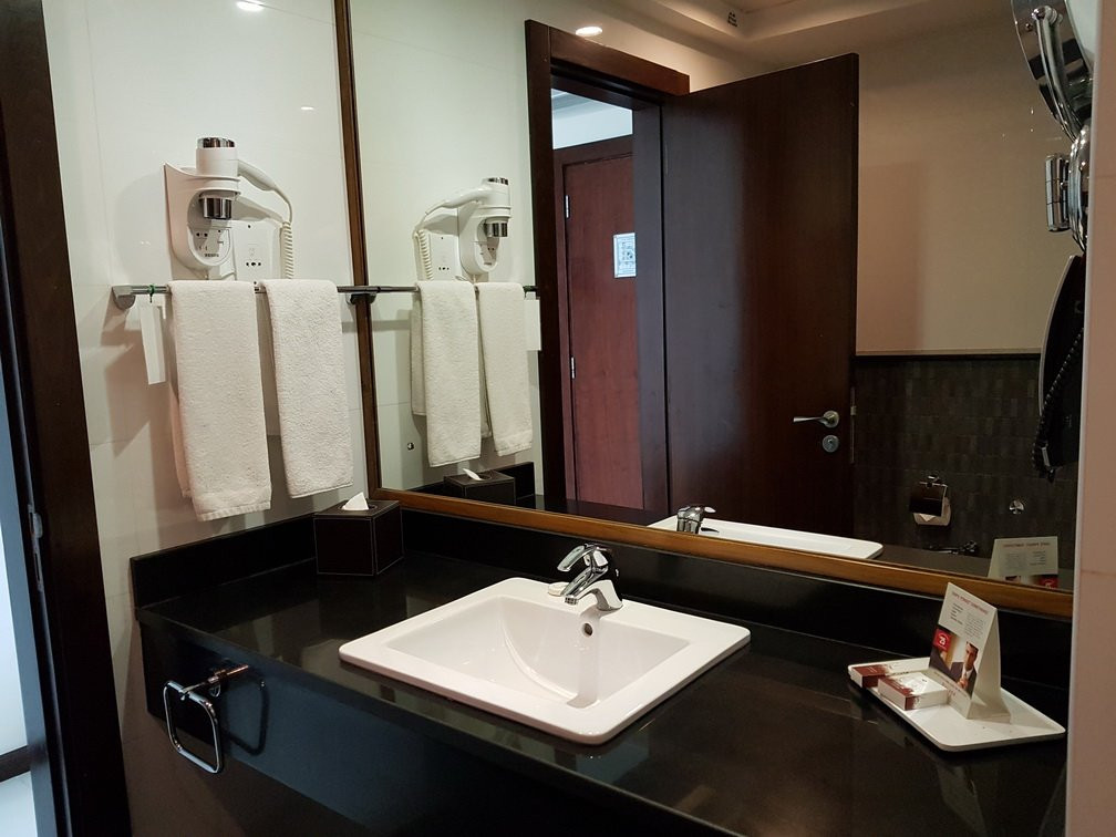 Ramada by Wyndham Abu Dhabi Downtown主图