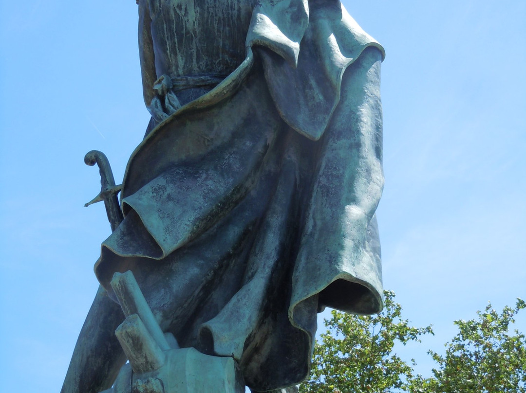 Monument au Marechal Ney-梅斯必去景点
