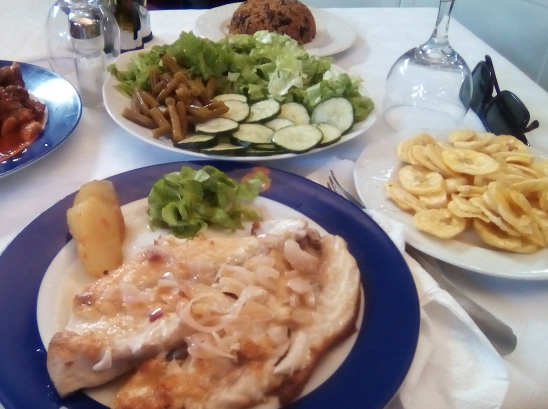 Playa Santa Lucia餐馆和美食-La Patrona