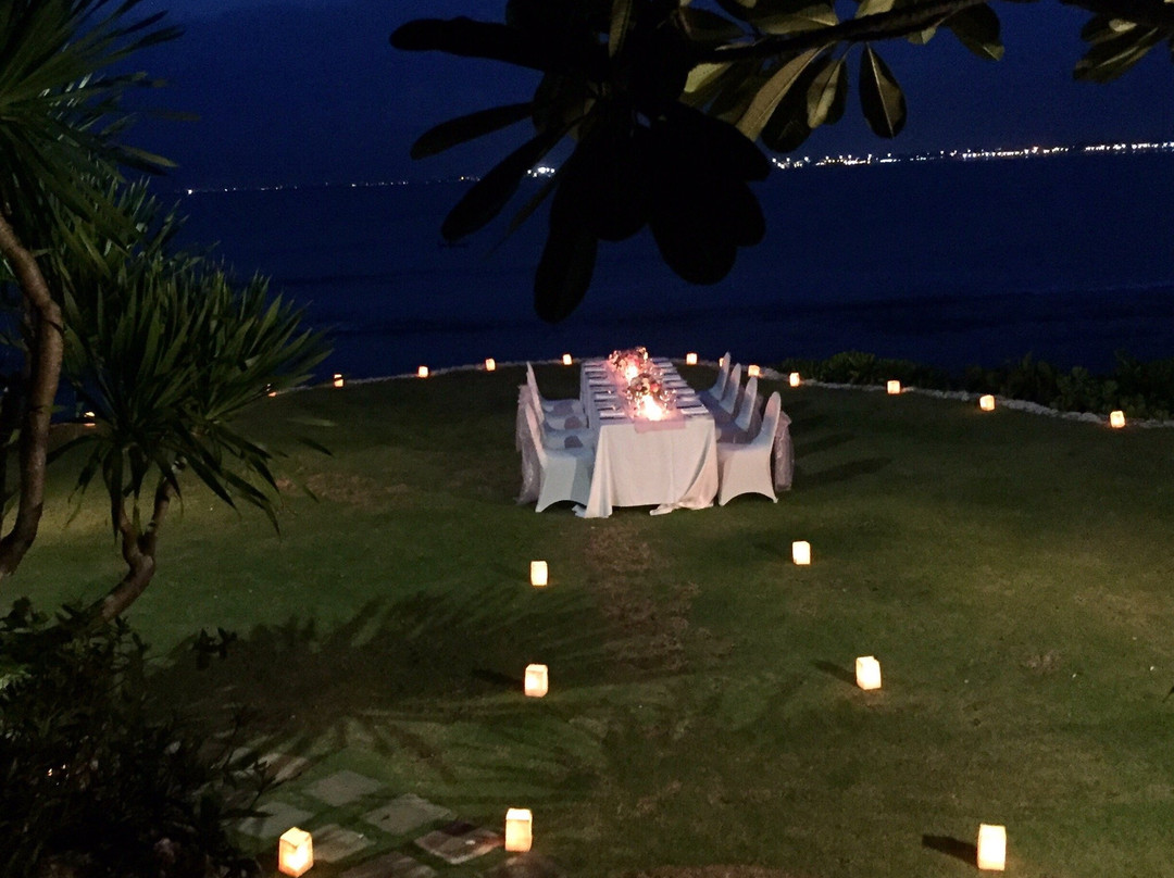 巴厘金巴兰湾四季度假村主图