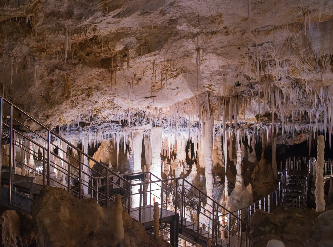 Hoshino Cave景点图片