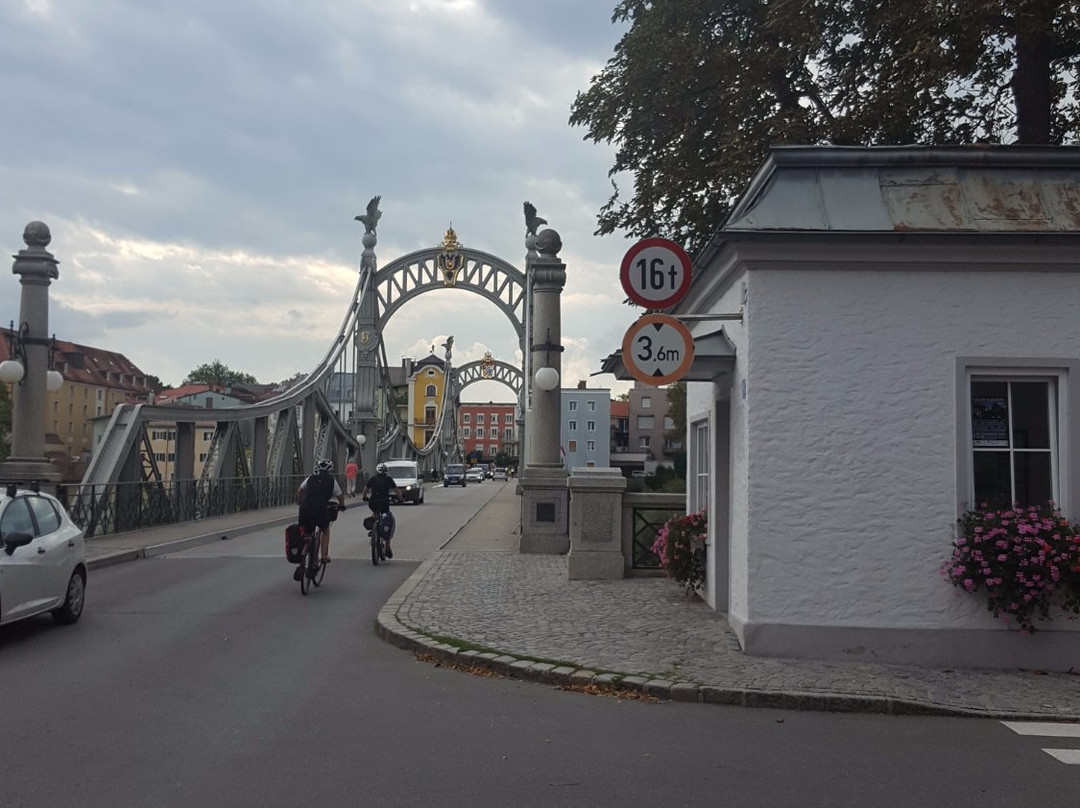 Salzachbrücke景点图片