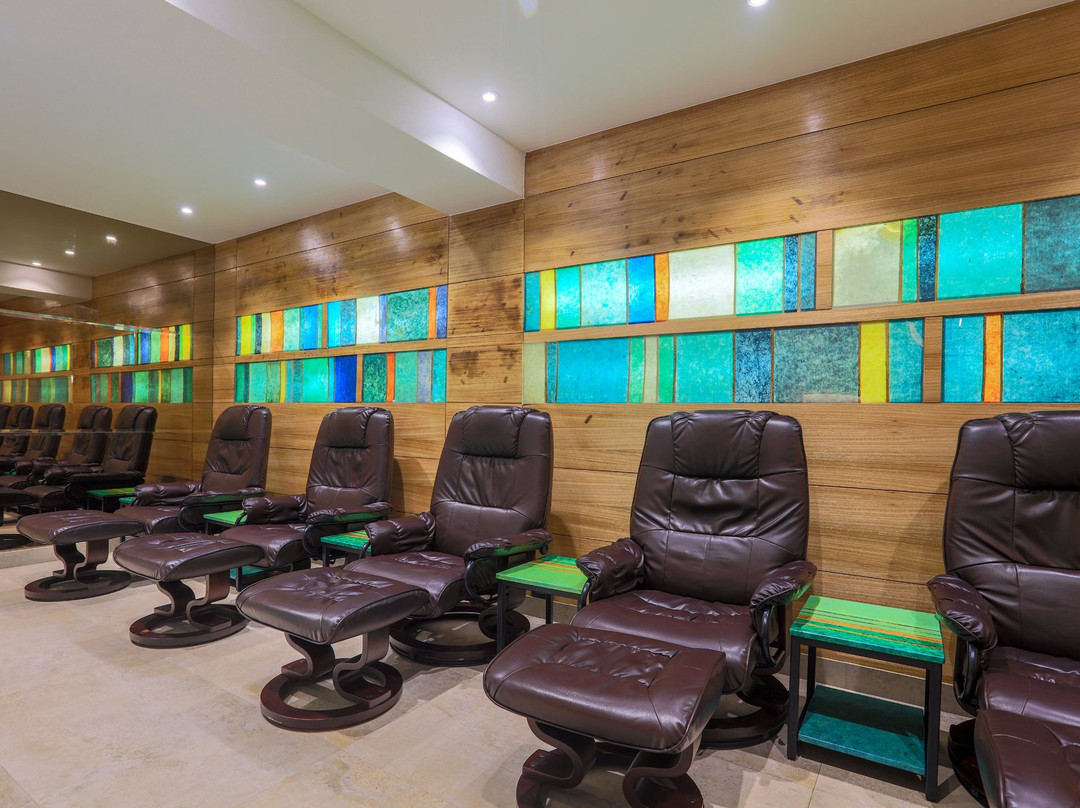 Snip Salons and Spas景点图片