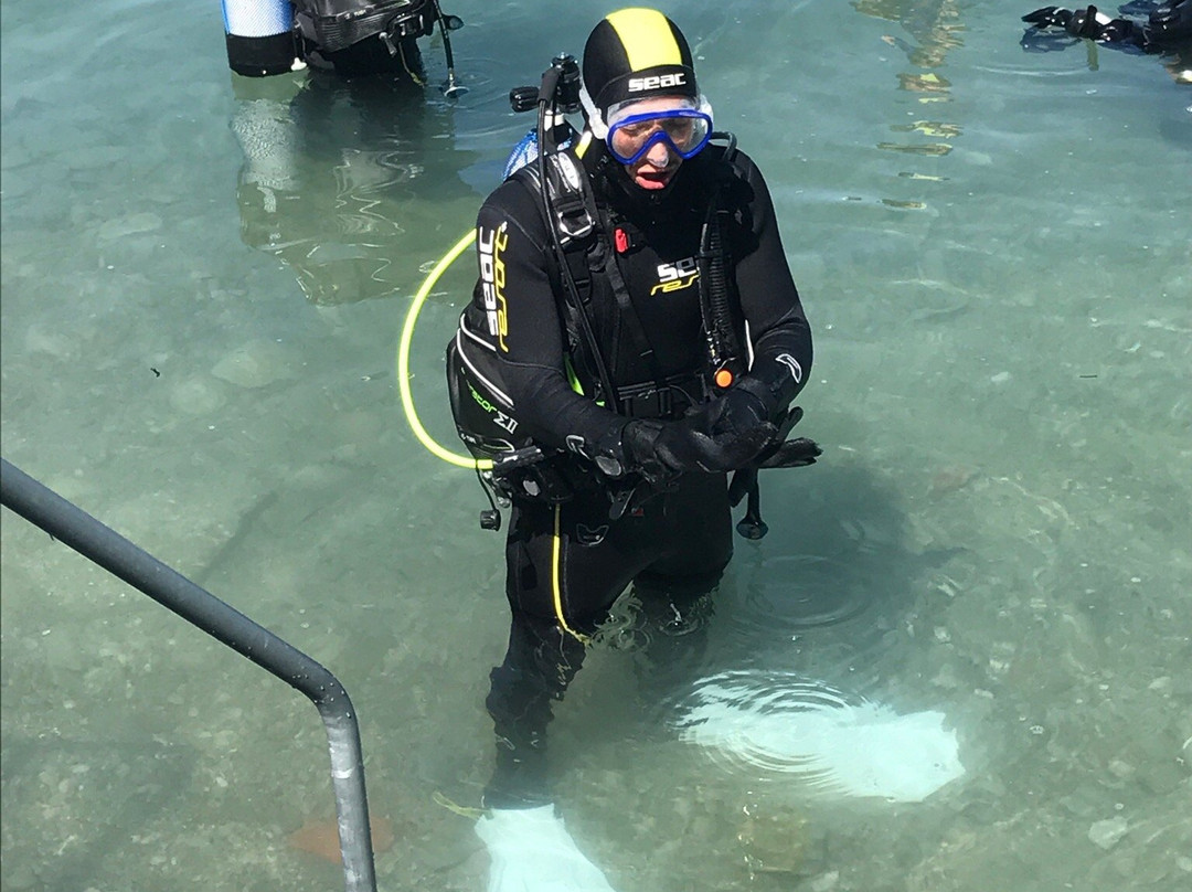 Tauchschule Under Pressure-Weyregg am Attersee必去景点