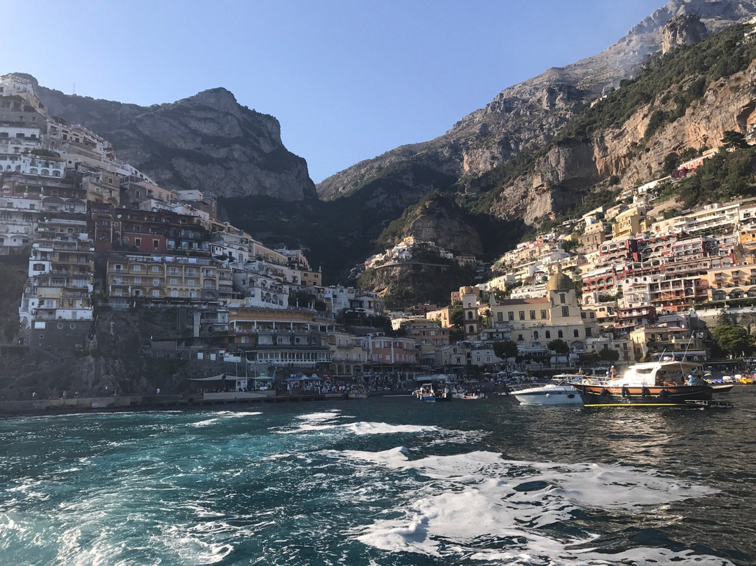 La Bou Charter-普莱亚诺必去景点