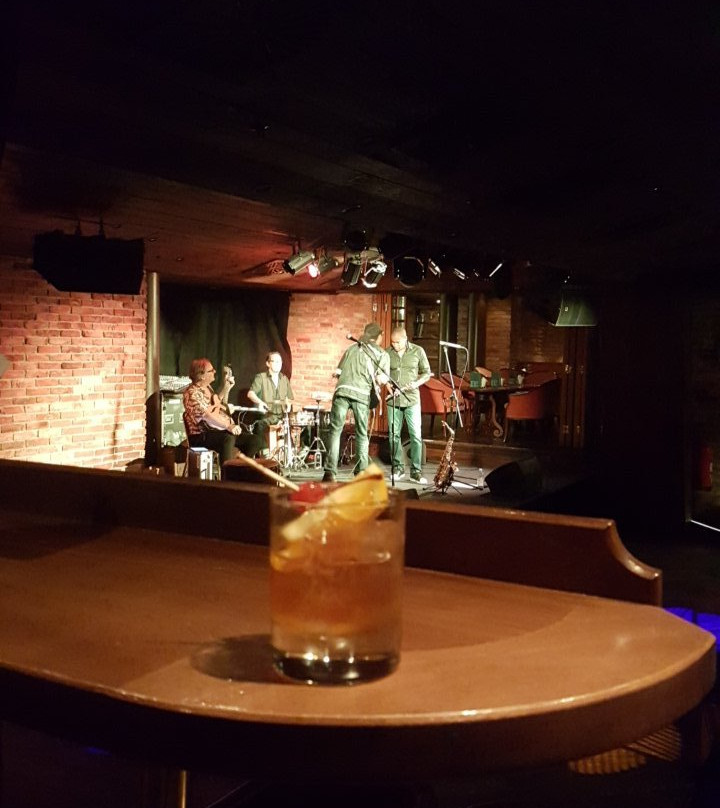 Bayerischer Hof夜店-慕尼黑必去景点