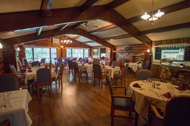 The Chalet Motel主图