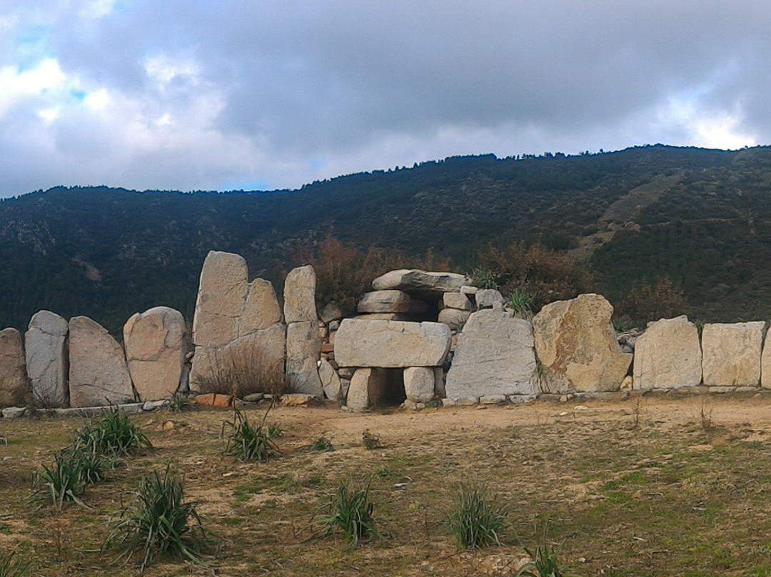 Tomba dei giganti di Osono-Triei必去景点