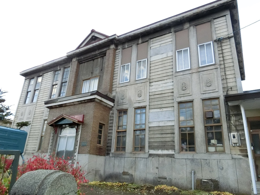 Former Takashima Townoffice Building-小樽市必去景点