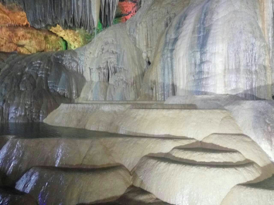 隐水洞-通山县必去景点