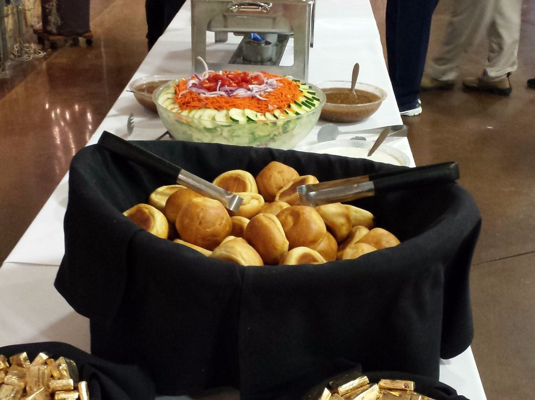 Crest Mountain Dinner Show-阿什维尔必去景点