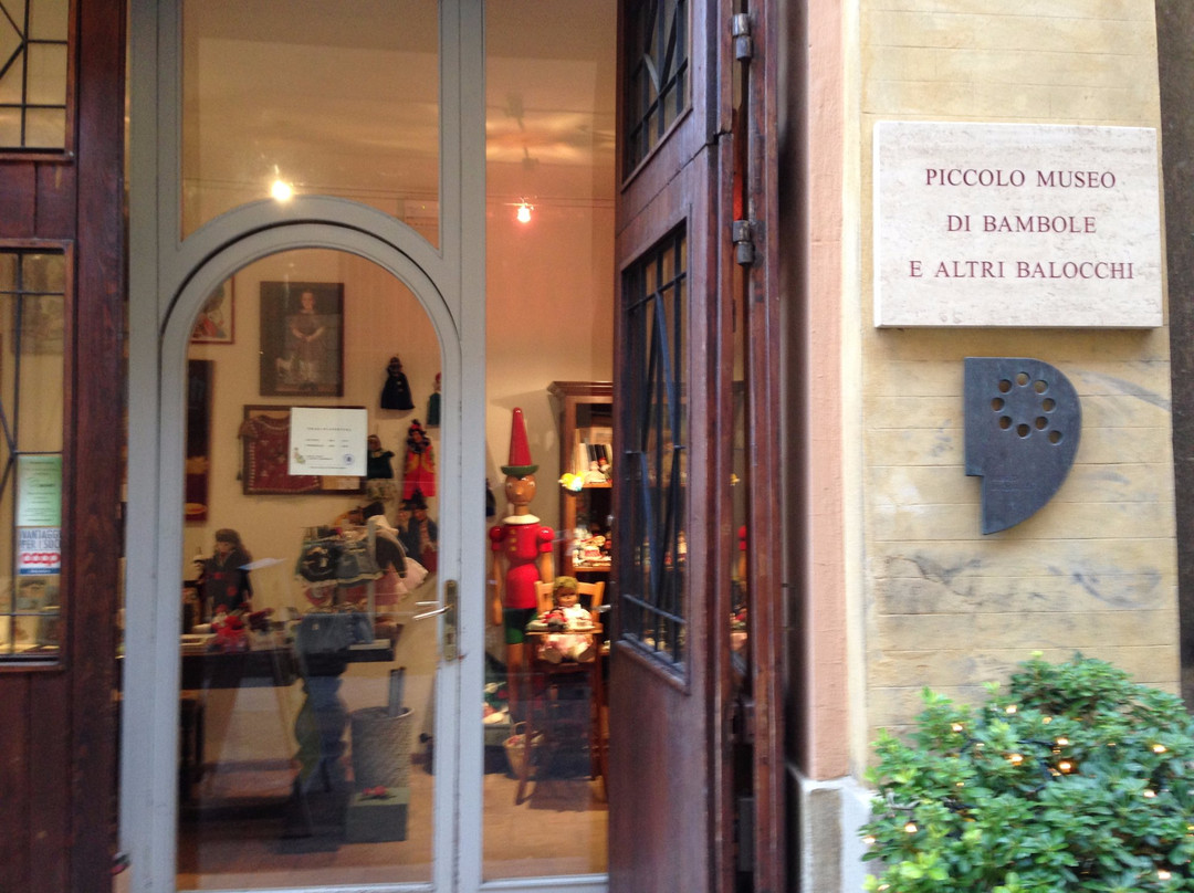Piccolo Museo di Bambole e altri Balocchi-拉韦纳必去景点