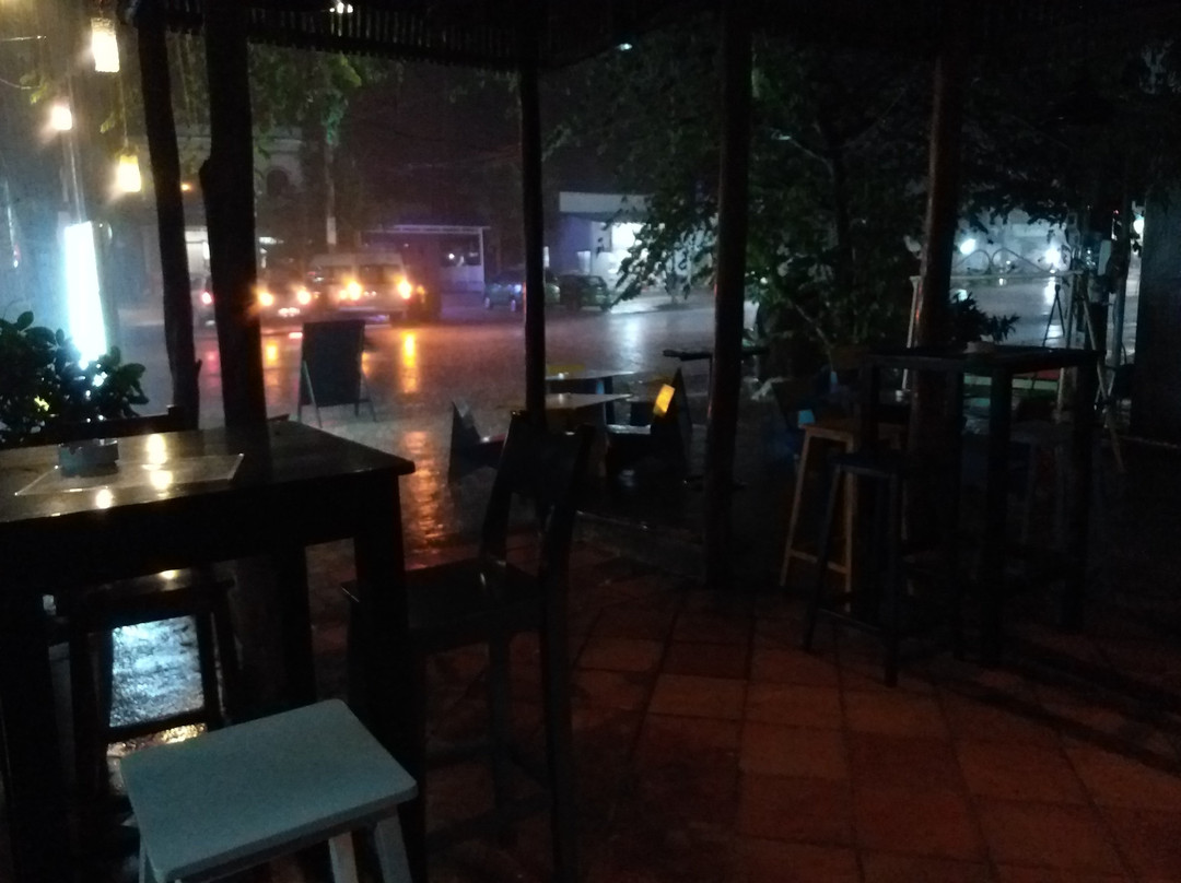 Chinaski's Bar-Duong To必去景点