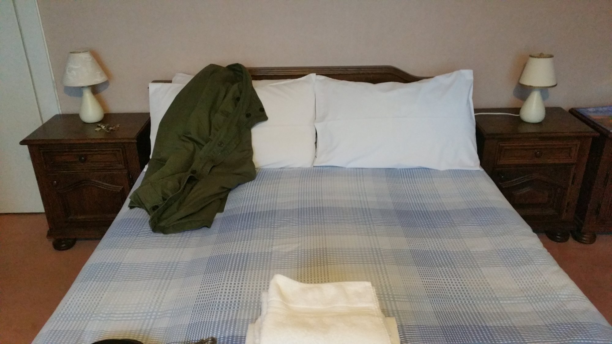 Flaneburg Hotel-官方