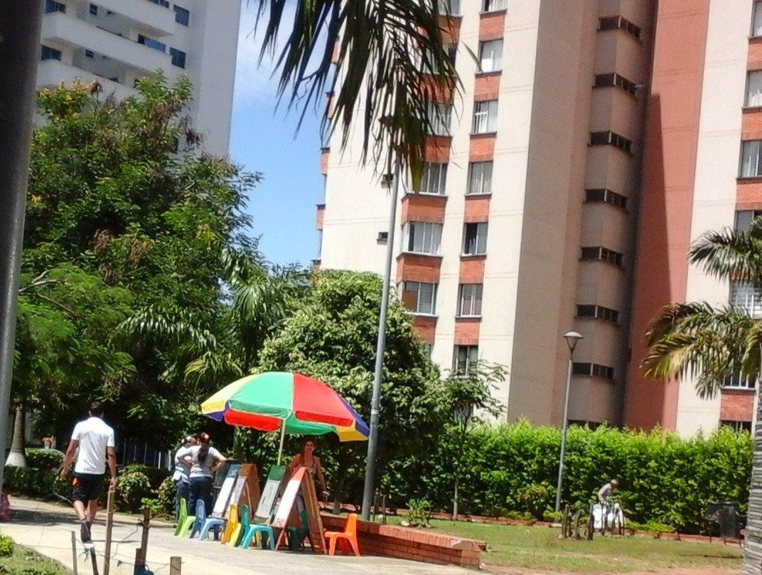 Cigarras Park-布卡拉曼加必去景点