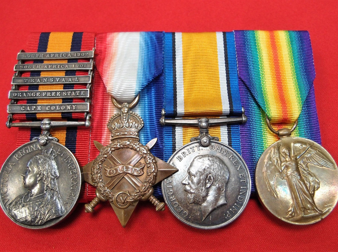 Jb Military Antiques景点图片