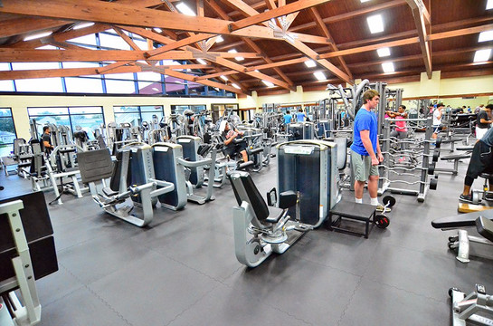 Red Lerille's Health & Raquet Club-拉法叶必去景点